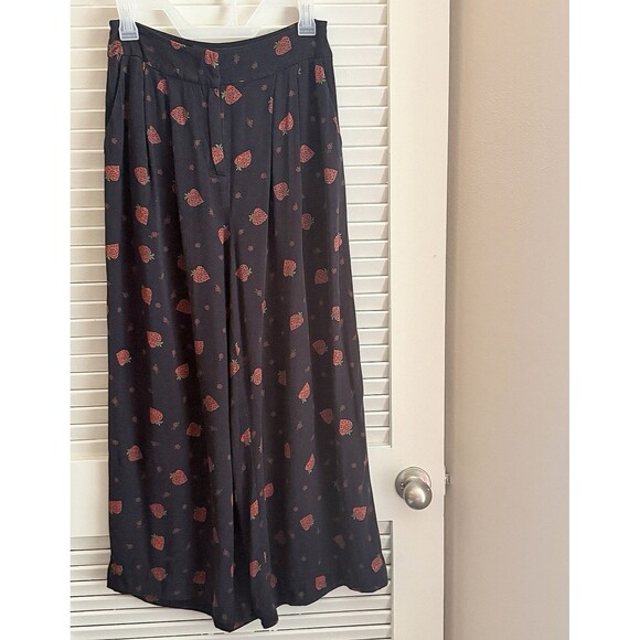 Farm Rio Strawberry Print Wide Leg Pants Small High Rise Black Red Boho Hippie - Picture 2 of 15